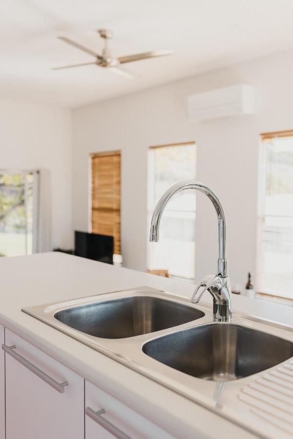 S T U D I O 22 Peaceful Retreat With Garden Views Leilighet Port Lincoln Eksteriør bilde